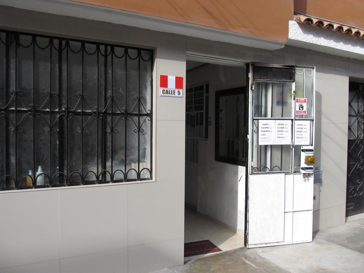 Calle 5 - Lima Airport Callao Exterior photo